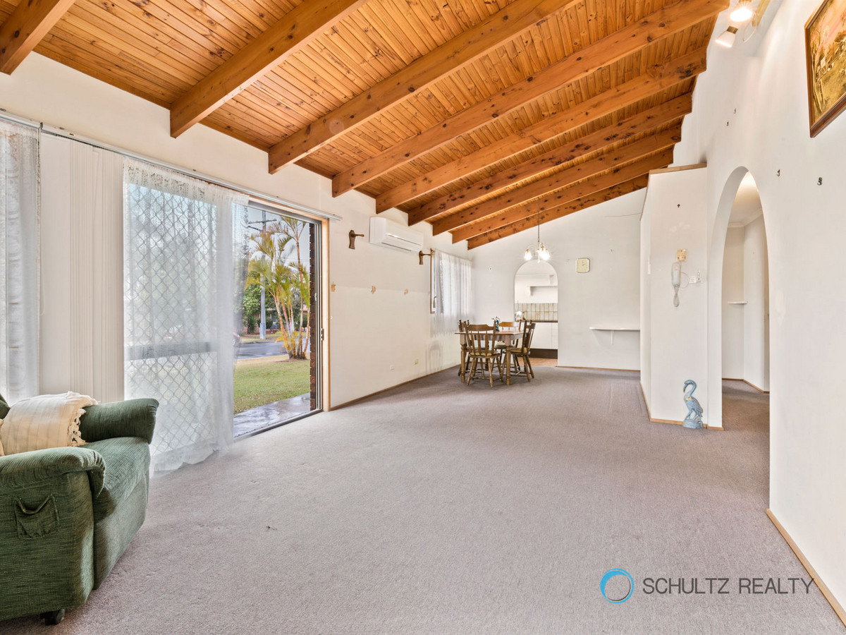 45 Harding Boulevard, Mount Warren Park, Australia 4207, 3 Bedrooms Bedrooms, ,1 BathroomBathrooms,House,Sold,Harding Boulevard,1115