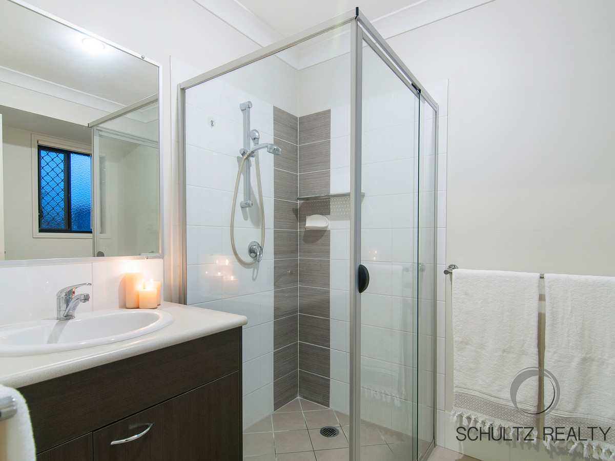 1 Dunraven Drive, Pimpama, Australia 4209, 4 Bedrooms Bedrooms, ,2 BathroomsBathrooms,House,Sold,Dunraven Drive,1116