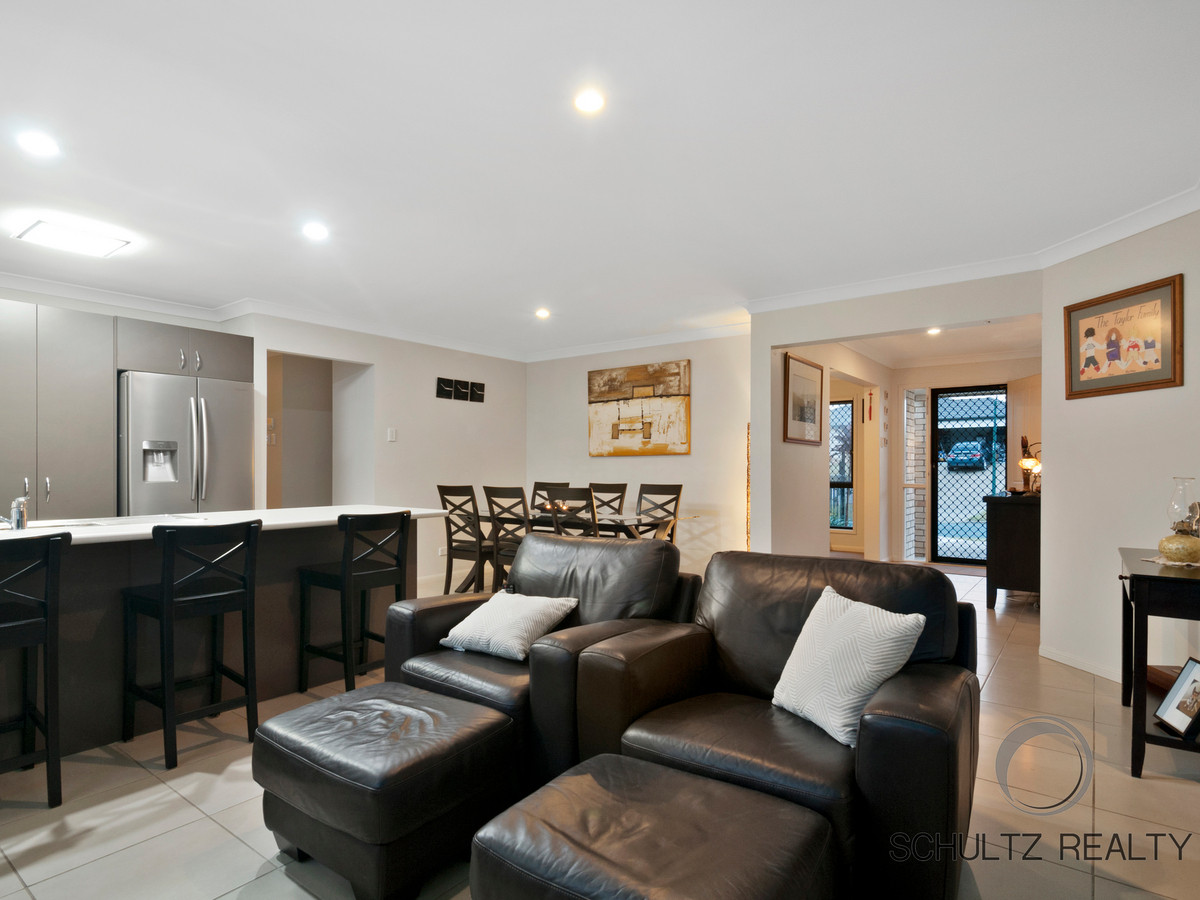 1 Dunraven Drive, Pimpama, Australia 4209, 4 Bedrooms Bedrooms, ,2 BathroomsBathrooms,House,Sold,Dunraven Drive,1116
