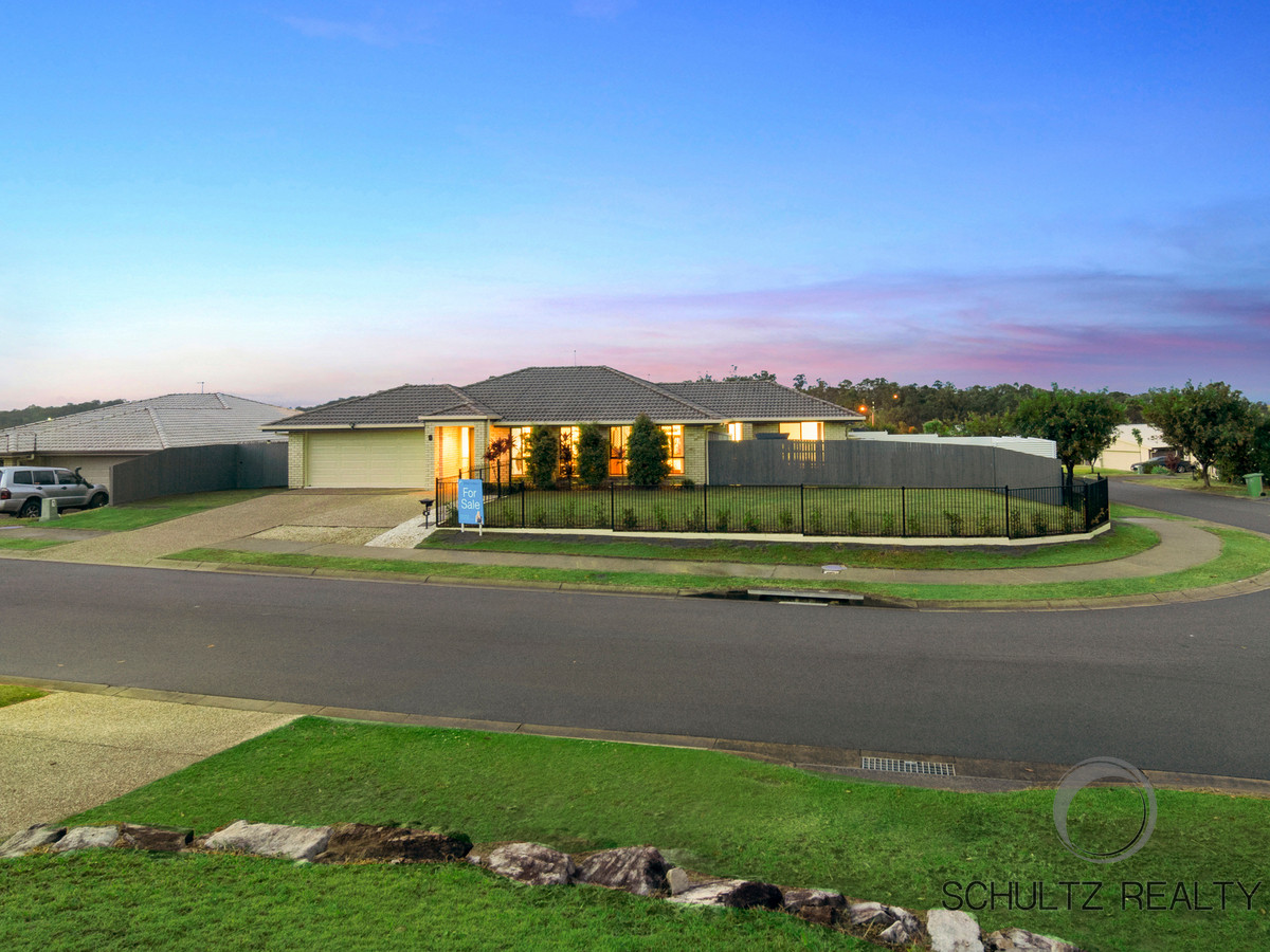1 Dunraven Drive, Pimpama, Australia 4209, 4 Bedrooms Bedrooms, ,2 BathroomsBathrooms,House,Sold,Dunraven Drive,1116