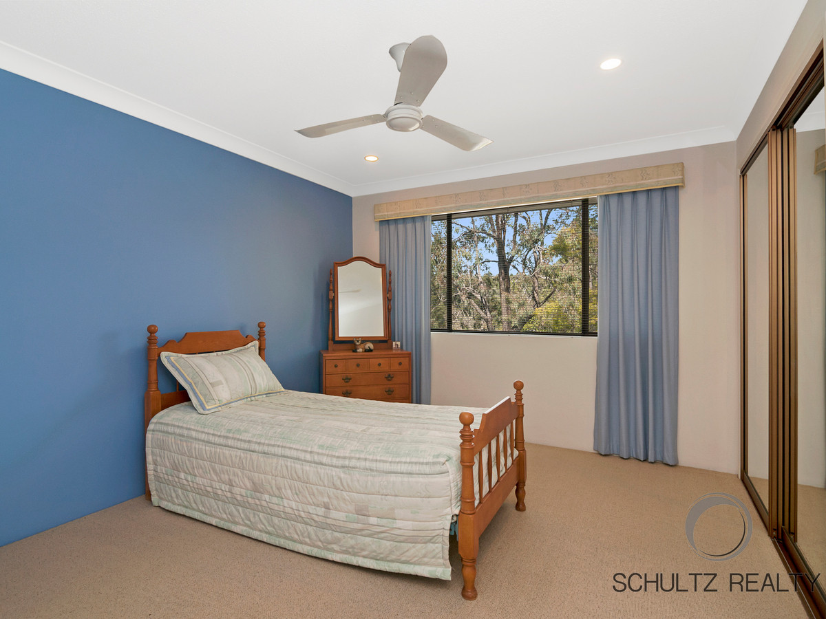 19 Winderadeen Drive, Highland Park, Australia 4211, 4 Bedrooms Bedrooms, ,2 BathroomsBathrooms,House,Sold,Winderadeen Drive,1121