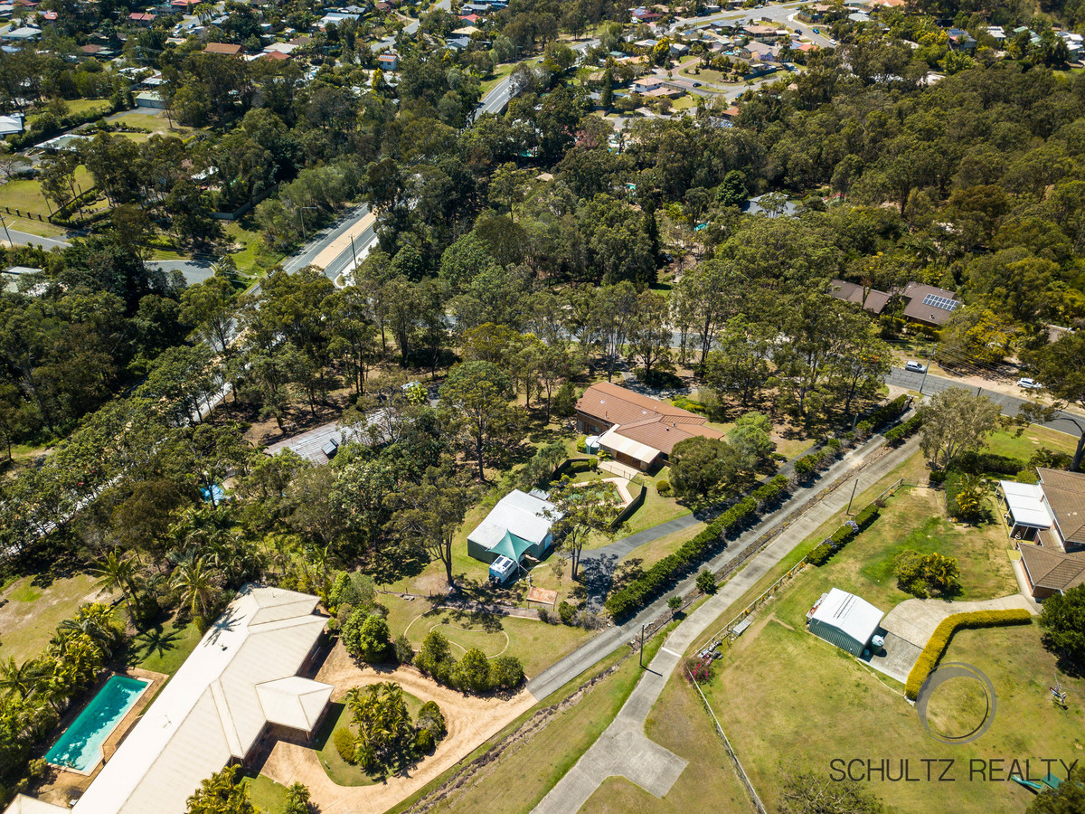 19 Winderadeen Drive, Highland Park, Australia 4211, 4 Bedrooms Bedrooms, ,2 BathroomsBathrooms,House,Sold,Winderadeen Drive,1121