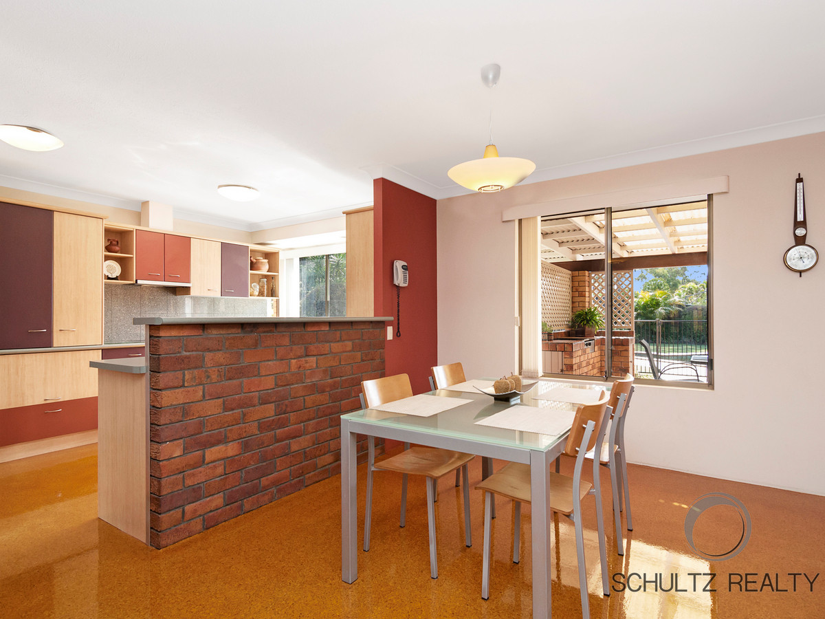 19 Winderadeen Drive, Highland Park, Australia 4211, 4 Bedrooms Bedrooms, ,2 BathroomsBathrooms,House,Sold,Winderadeen Drive,1121