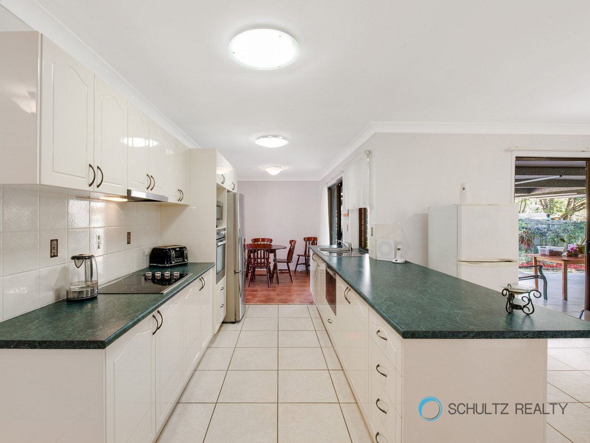 2 Mewing Court, Windaroo, Australia 4207, 3 Bedrooms Bedrooms, ,2 BathroomsBathrooms,House,Sold,Mewing Court,1124