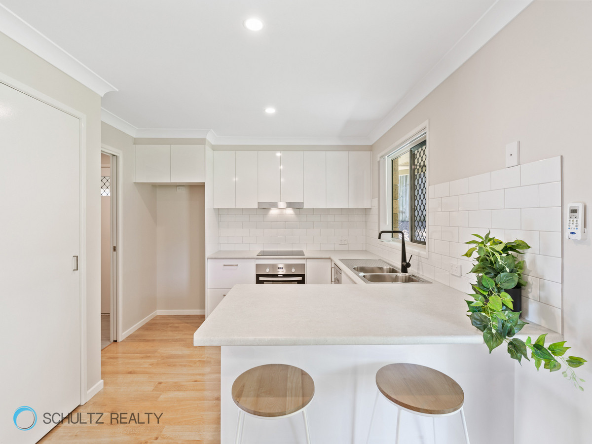 1 Laura Court, Mount Warren Park, Australia 4207, 4 Bedrooms Bedrooms, ,1 BathroomBathrooms,House,Sold,Laura Court,1126