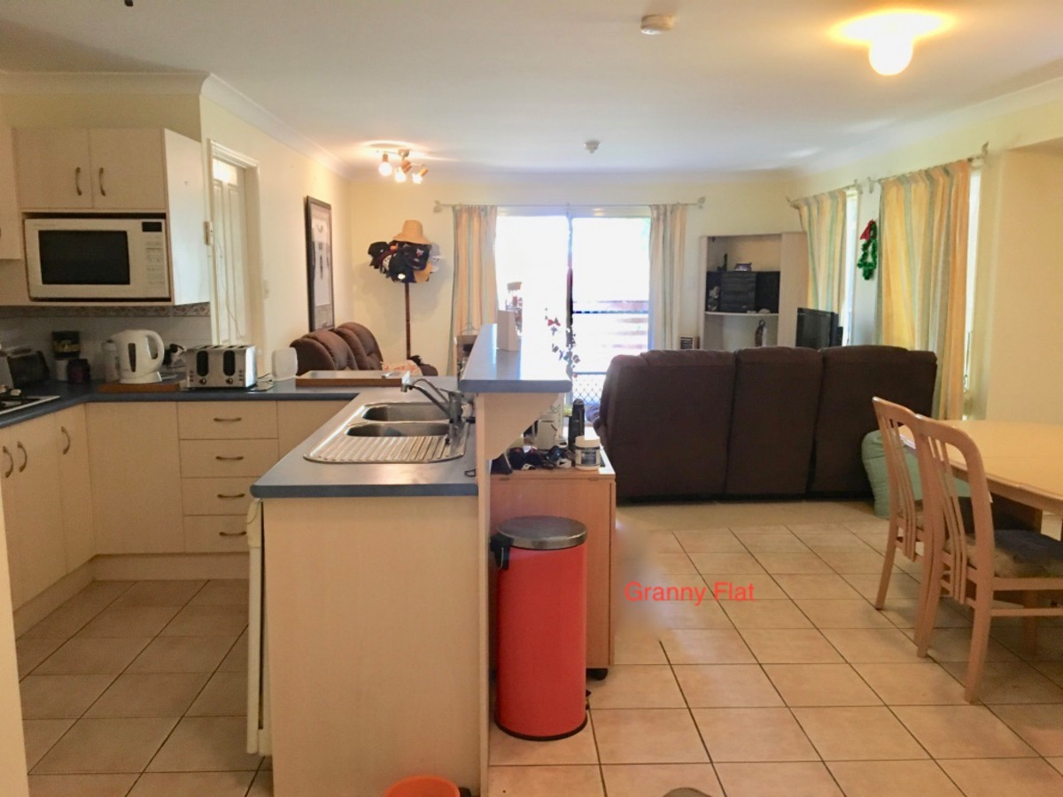 27 Paterson Road, Yatala, Australia 4207, 6 Bedrooms Bedrooms, ,2 BathroomsBathrooms,House,For sale,Paterson Road,1137