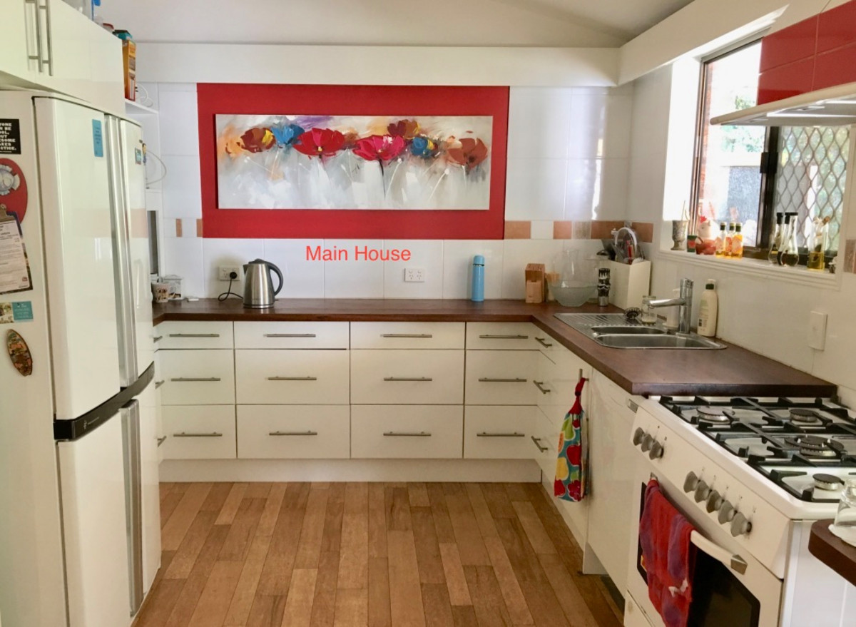 27 Paterson Road, Yatala, Australia 4207, 6 Bedrooms Bedrooms, ,2 BathroomsBathrooms,House,For sale,Paterson Road,1137