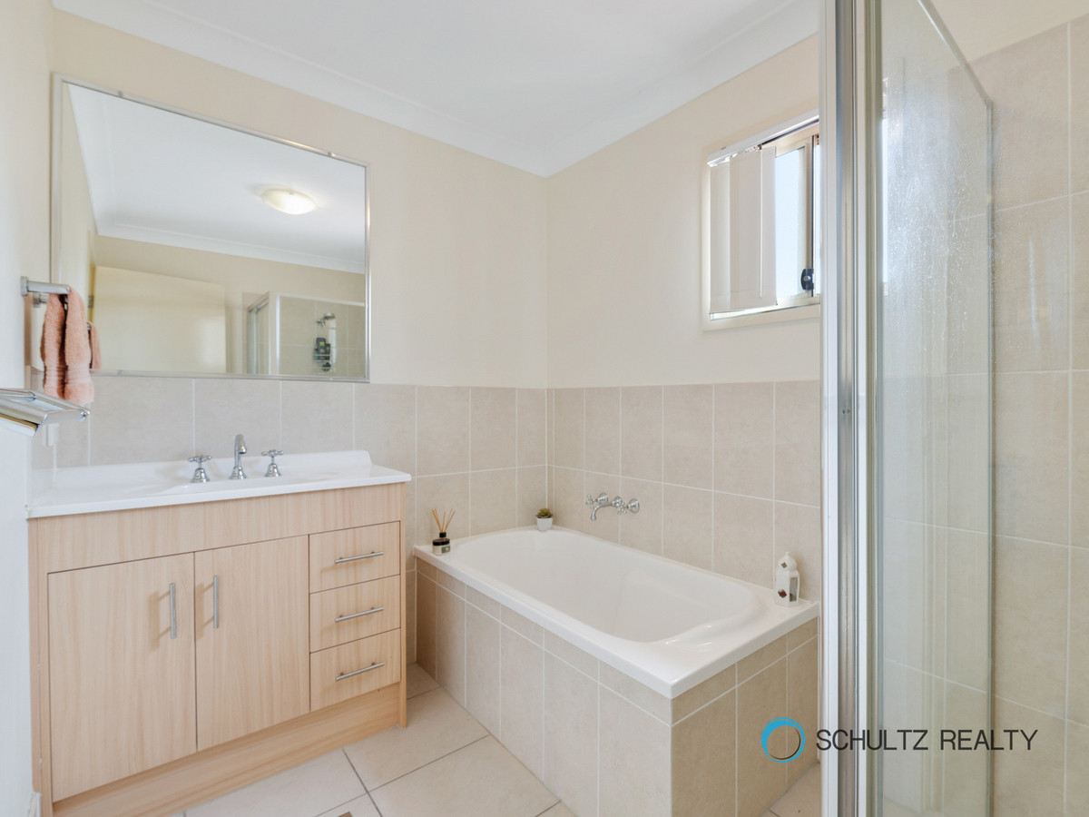 12/62-64 Milne Street, Mount Warren Park, Australia 4207, 3 Bedrooms Bedrooms, ,2 BathroomsBathrooms,Townhouse,For sale,Milne Street,1134