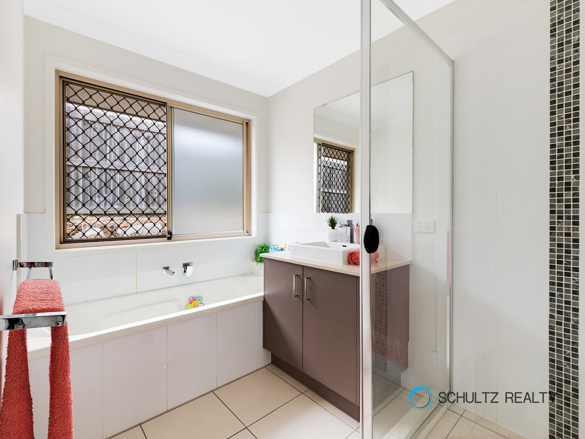 22 Nevron Drive, Bahrs Scrub, Australia 4207, 4 Bedrooms Bedrooms, ,2 BathroomsBathrooms,House,For sale,Nevron Drive,1135