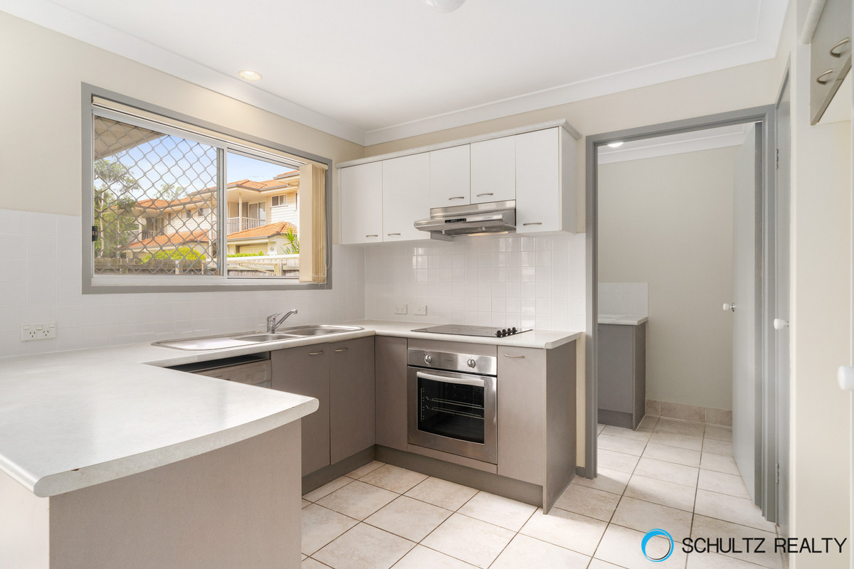 4/8 Earnshaw Street, Calamvale, Australia 4116, 3 Bedrooms Bedrooms, ,2 BathroomsBathrooms,Townhouse,For sale,Earnshaw Street,1139