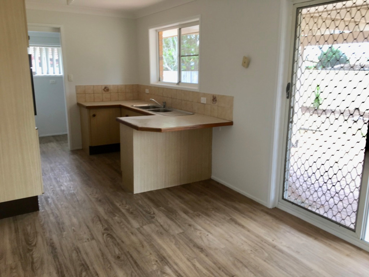 43 Robert Stanley Drive, Mount Warren Park, Australia 4207, 3 Bedrooms Bedrooms, ,2 BathroomsBathrooms,House,For sale,Robert Stanley Drive,1141