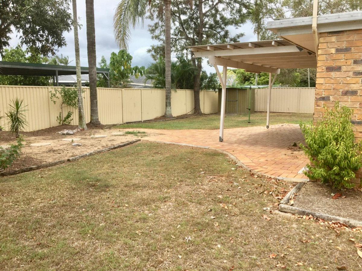 43 Robert Stanley Drive, Mount Warren Park, Australia 4207, 3 Bedrooms Bedrooms, ,2 BathroomsBathrooms,House,For sale,Robert Stanley Drive,1141