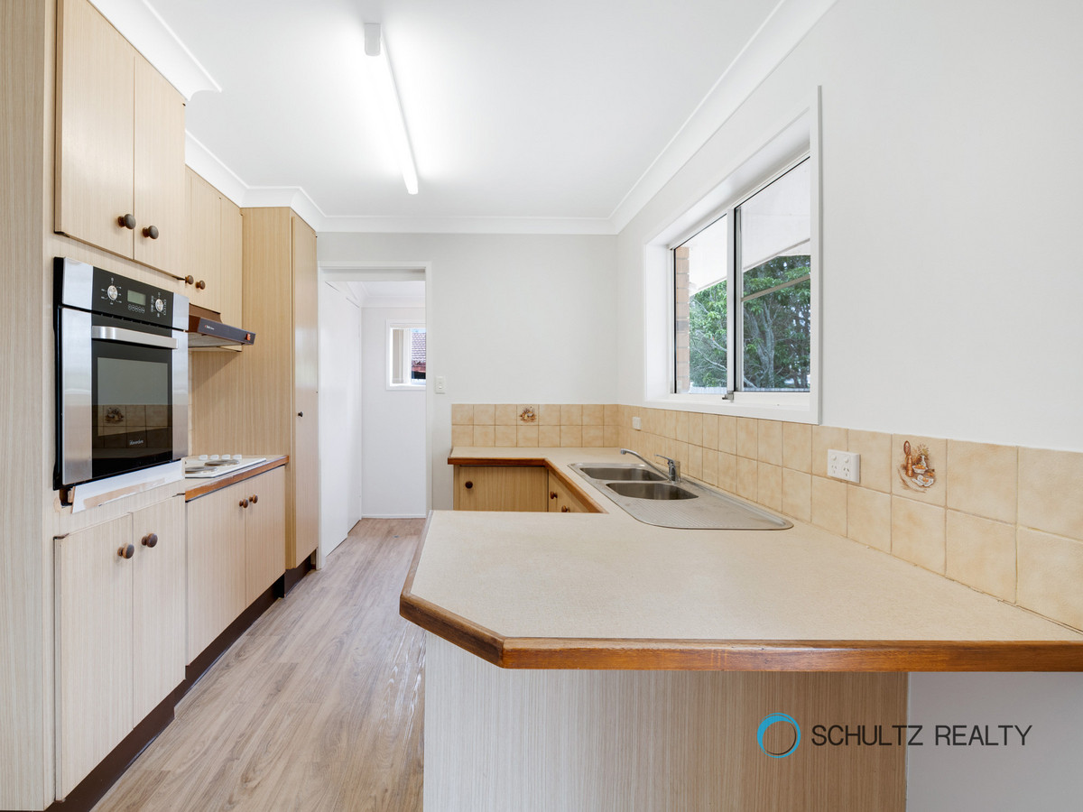43 Robert Stanley Drive, Mount Warren Park, Australia 4207, 3 Bedrooms Bedrooms, ,2 BathroomsBathrooms,House,Sold,Robert Stanley Drive,1141