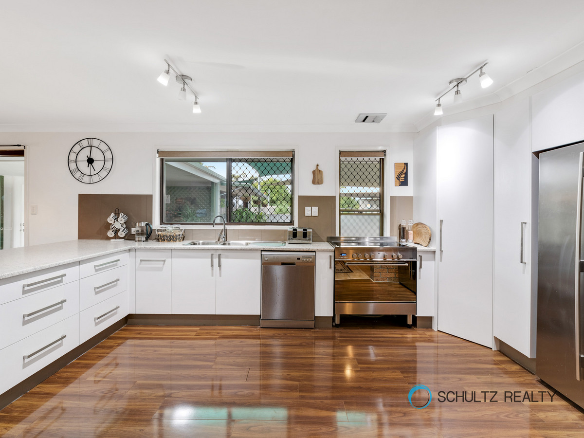 11 McEwen Street, Bethania, Australia 4205, 4 Bedrooms Bedrooms, ,2 BathroomsBathrooms,House,For sale,McEwen Street,1143
