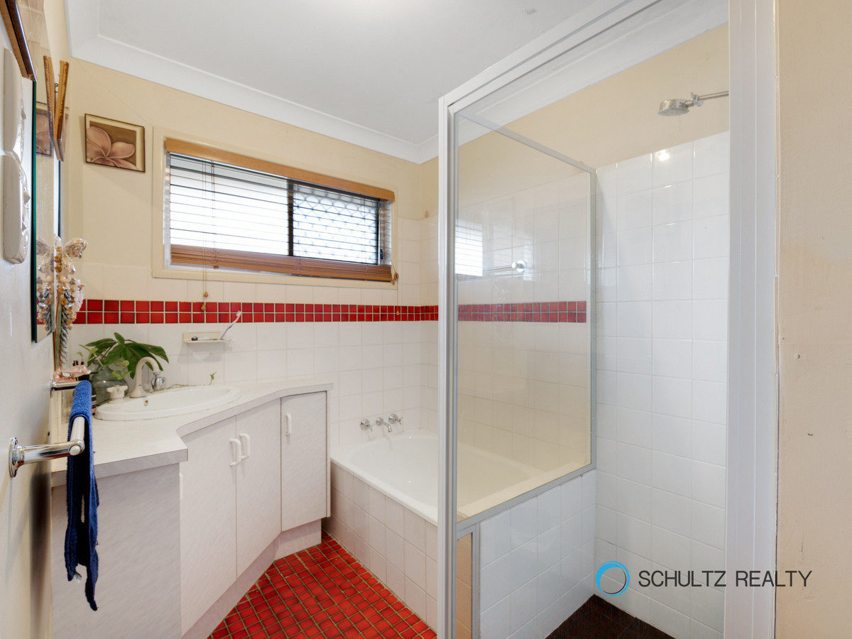 18 Carlyon Street, Mount Warren Park, Australia 4207, 3 Bedrooms Bedrooms, ,1 BathroomBathrooms,House,Sold,Carlyon Street,1145
