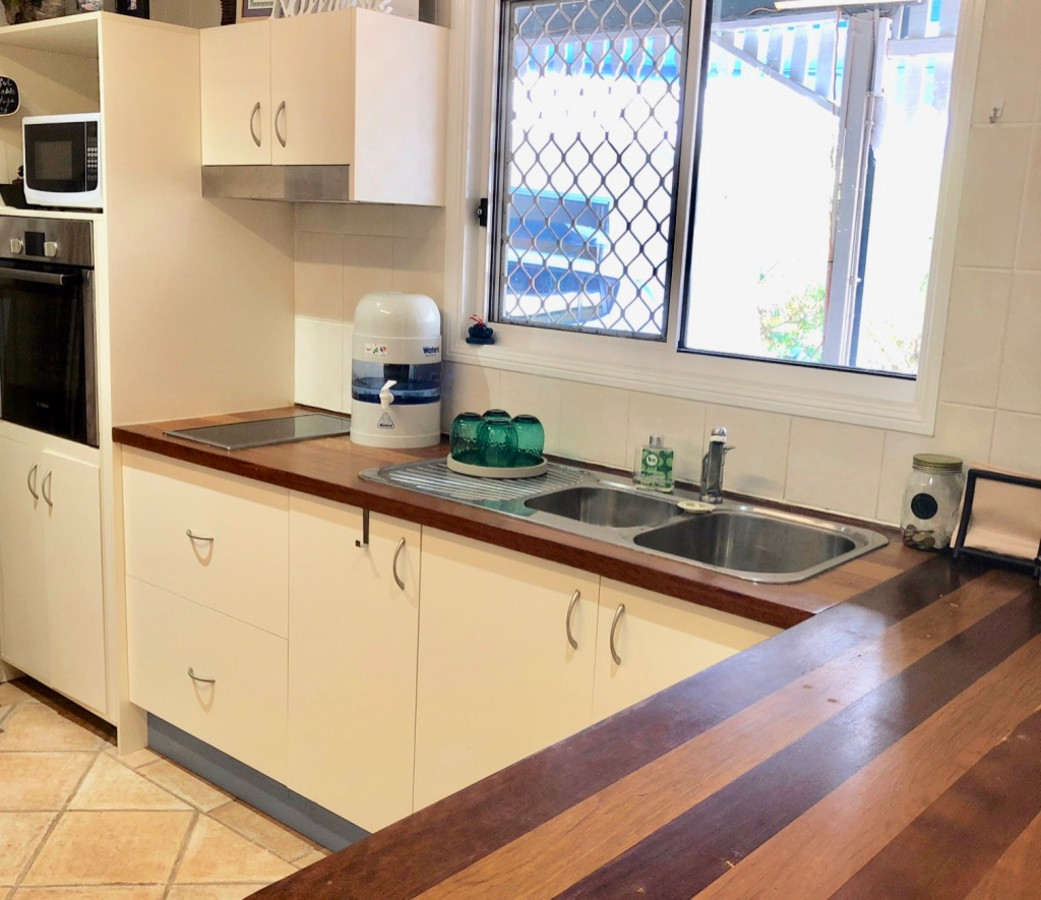 13 Rae Court, Mount Warren Park, Australia 4207, 5 Bedrooms Bedrooms, ,3 BathroomsBathrooms,House,Sold,Rae Court,1146