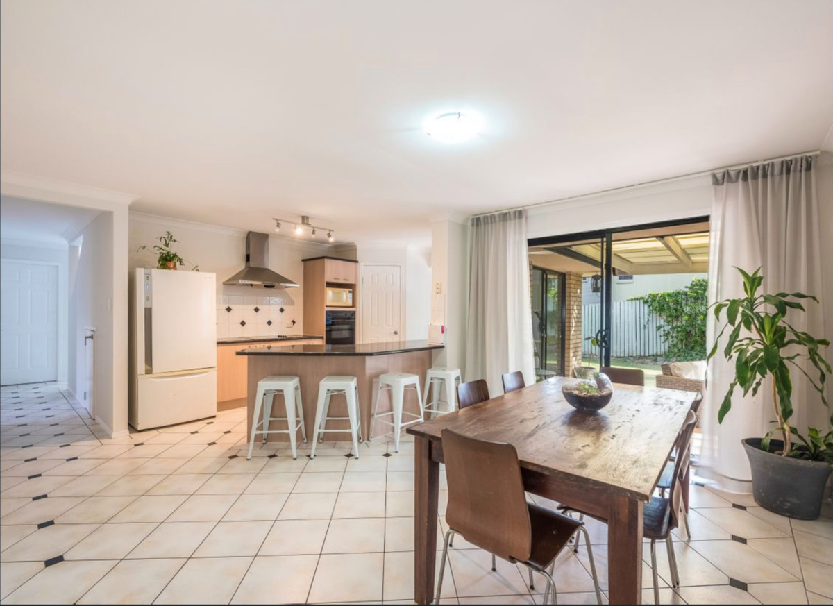 4 Albert Valley Drive, Bahrs Scrub, Australia 4207, 4 Bedrooms Bedrooms, ,2 BathroomsBathrooms,House,Sold,Albert Valley Drive,1147