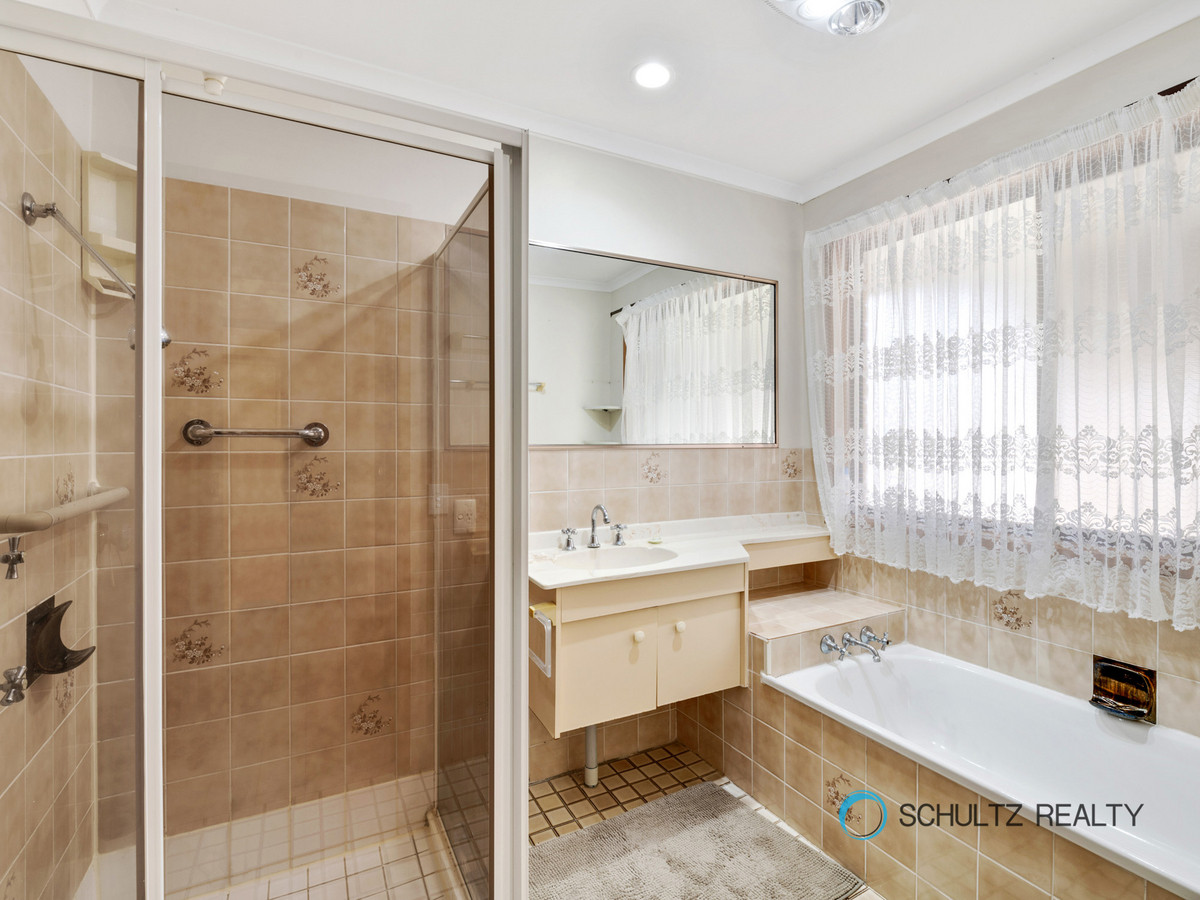 34 Kaiser Drive, Windaroo, Australia 4207, 3 Bedrooms Bedrooms, ,1 BathroomBathrooms,House,For sale,Kaiser Drive,1149