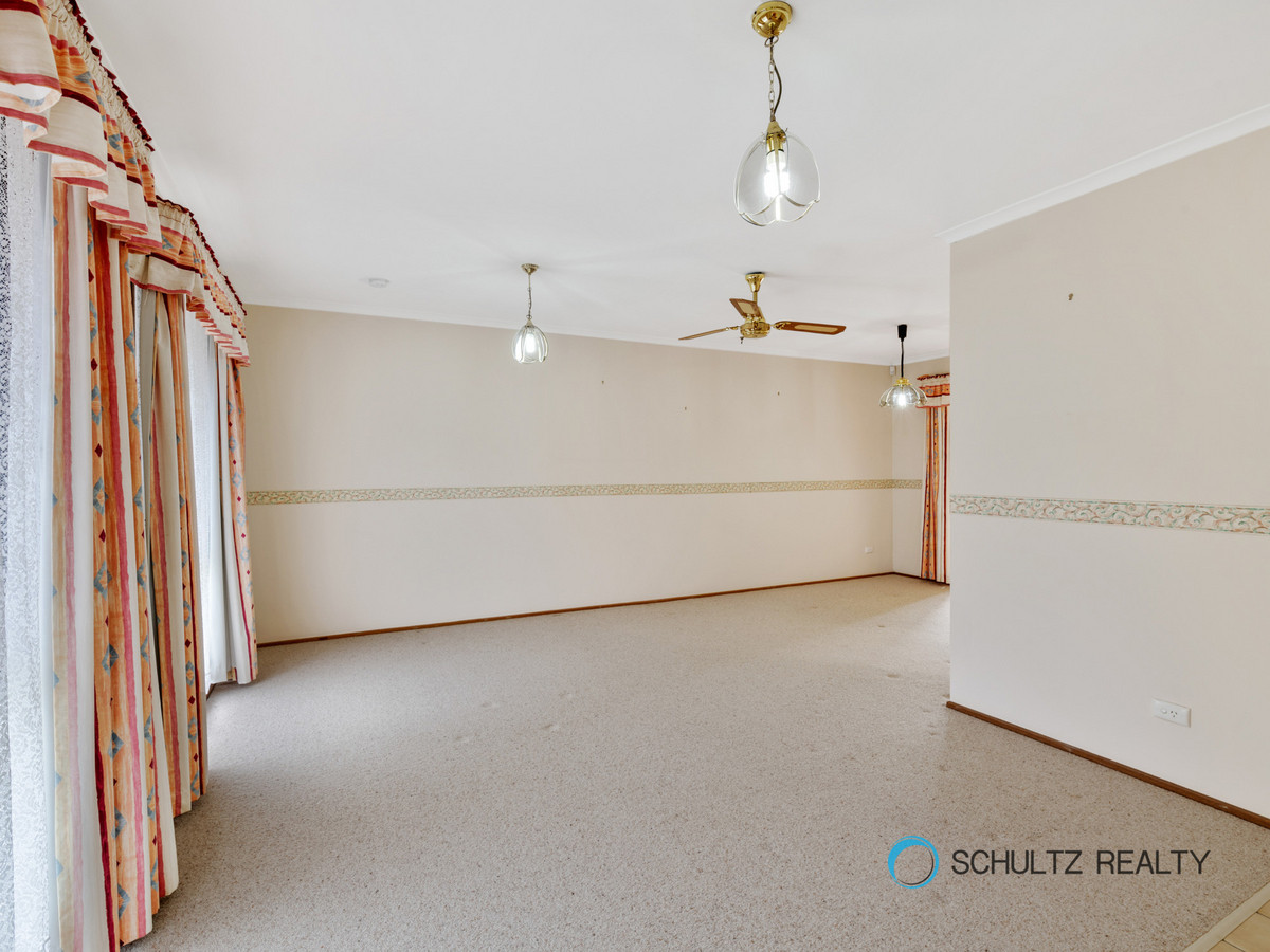 34 Kaiser Drive, Windaroo, Australia 4207, 3 Bedrooms Bedrooms, ,1 BathroomBathrooms,House,For sale,Kaiser Drive,1149