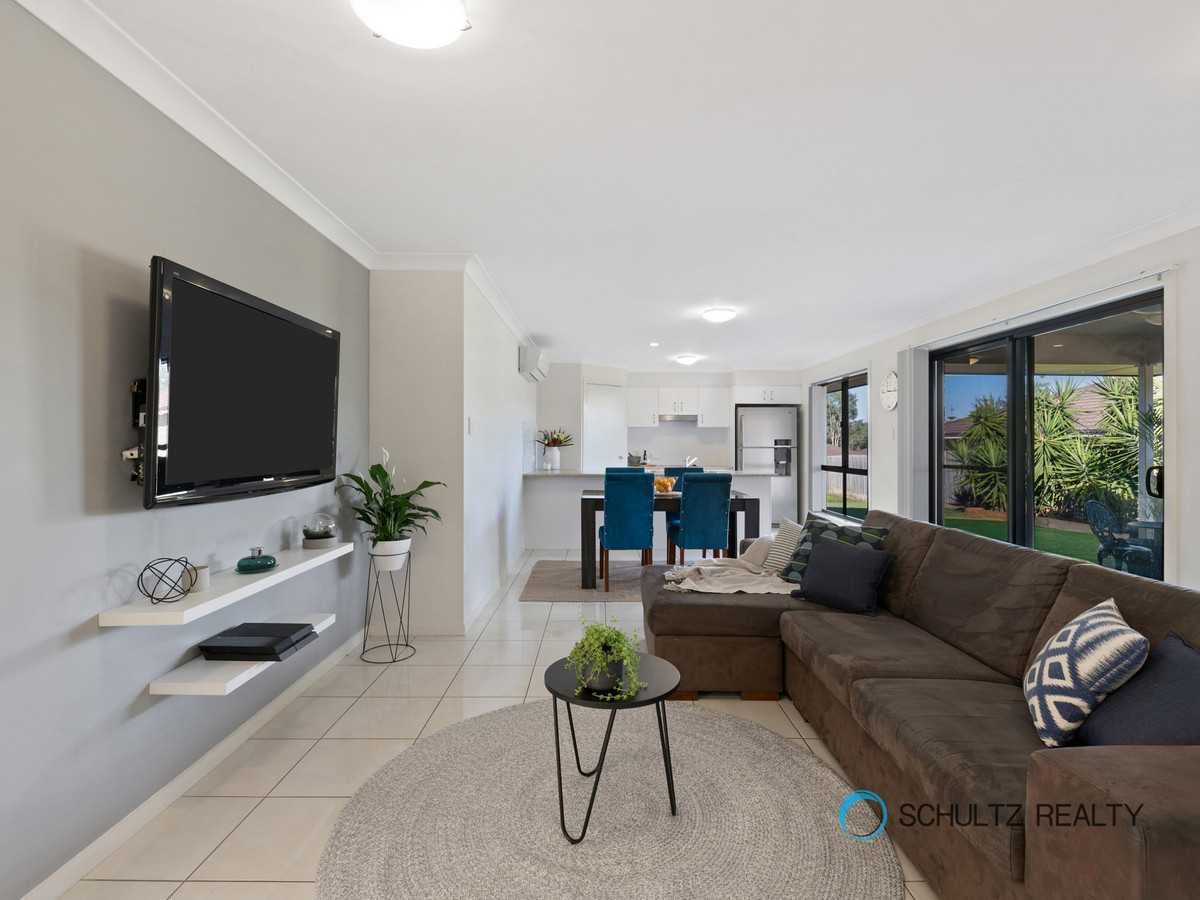 10 Vista Circuit, Bahrs Scrub, Australia 4207, 3 Bedrooms Bedrooms, ,2 BathroomsBathrooms,House,Sold,Vista Circuit,1153