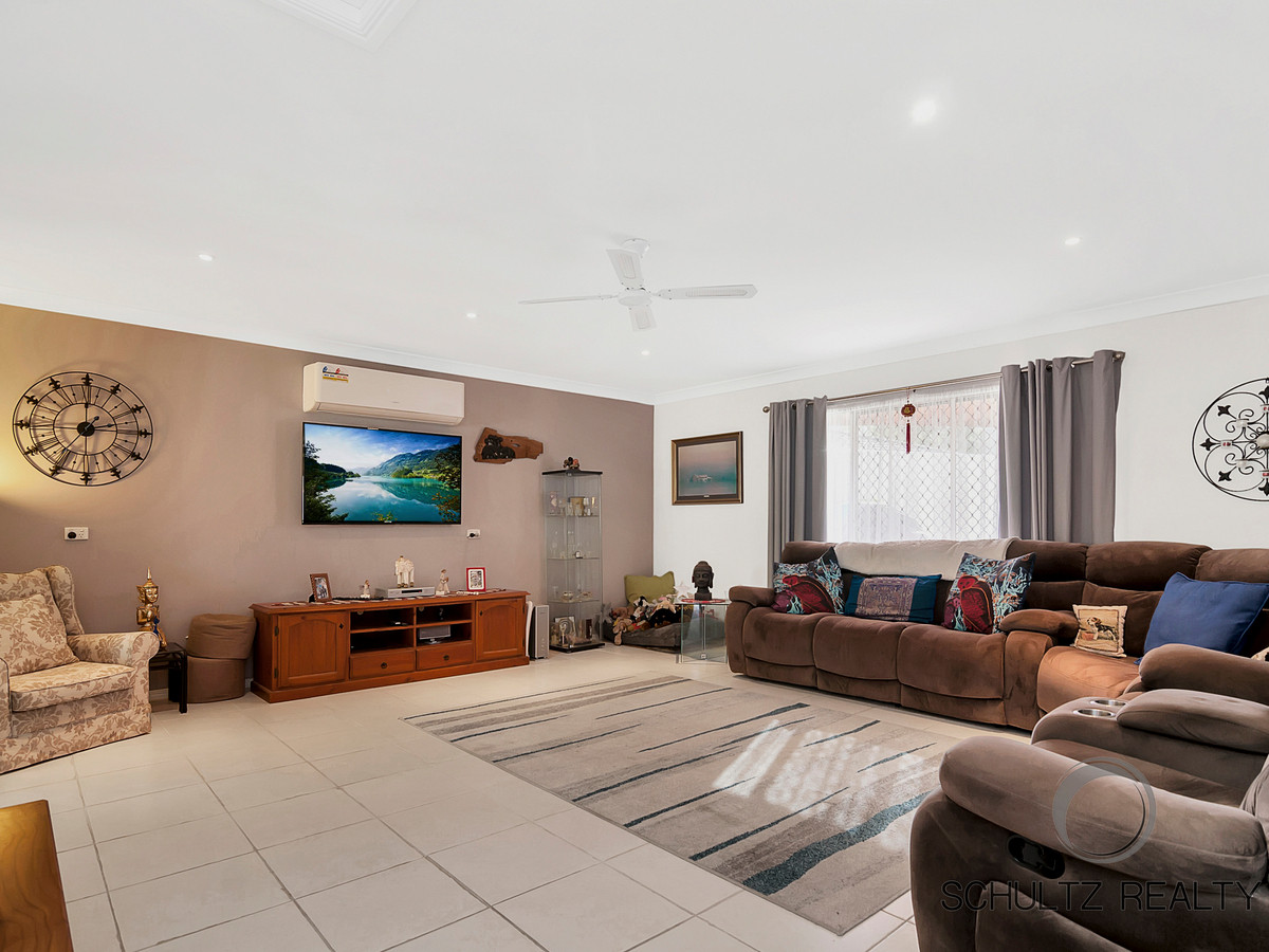 28 Holly Crescent, Windaroo, Australia 4207, 4 Bedrooms Bedrooms, ,2 BathroomsBathrooms,House,For sale,Holly Crescent,1159