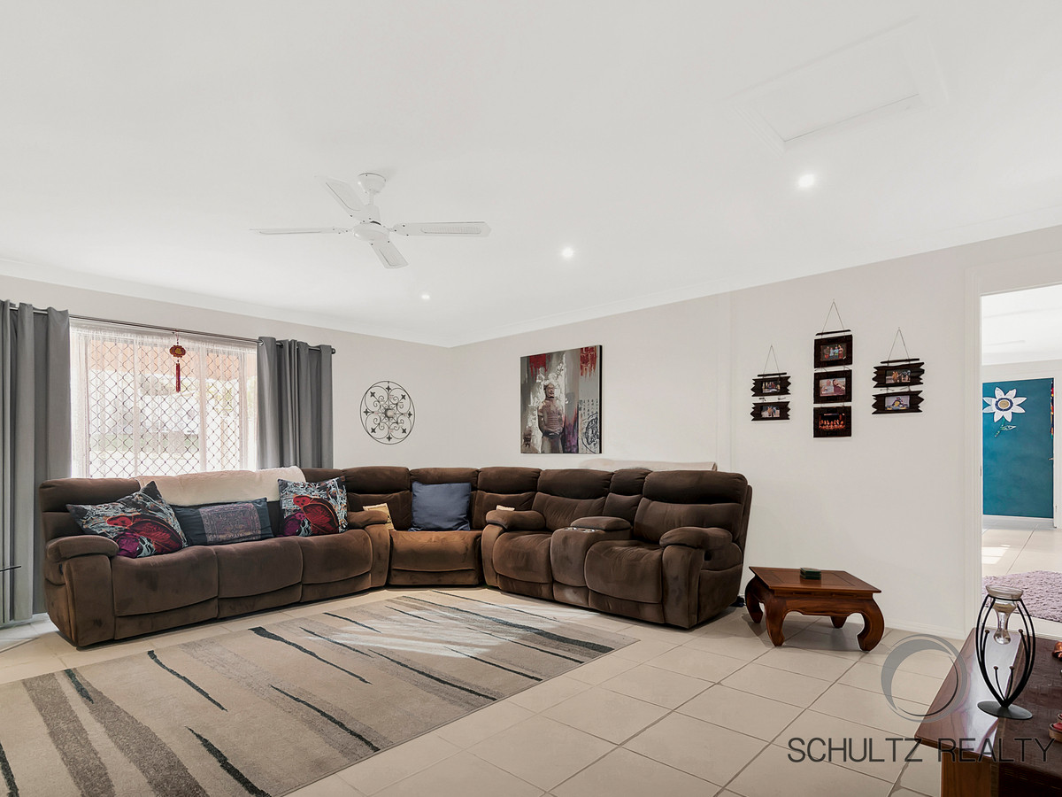 28 Holly Crescent, Windaroo, Australia 4207, 4 Bedrooms Bedrooms, ,2 BathroomsBathrooms,House,For sale,Holly Crescent,1159