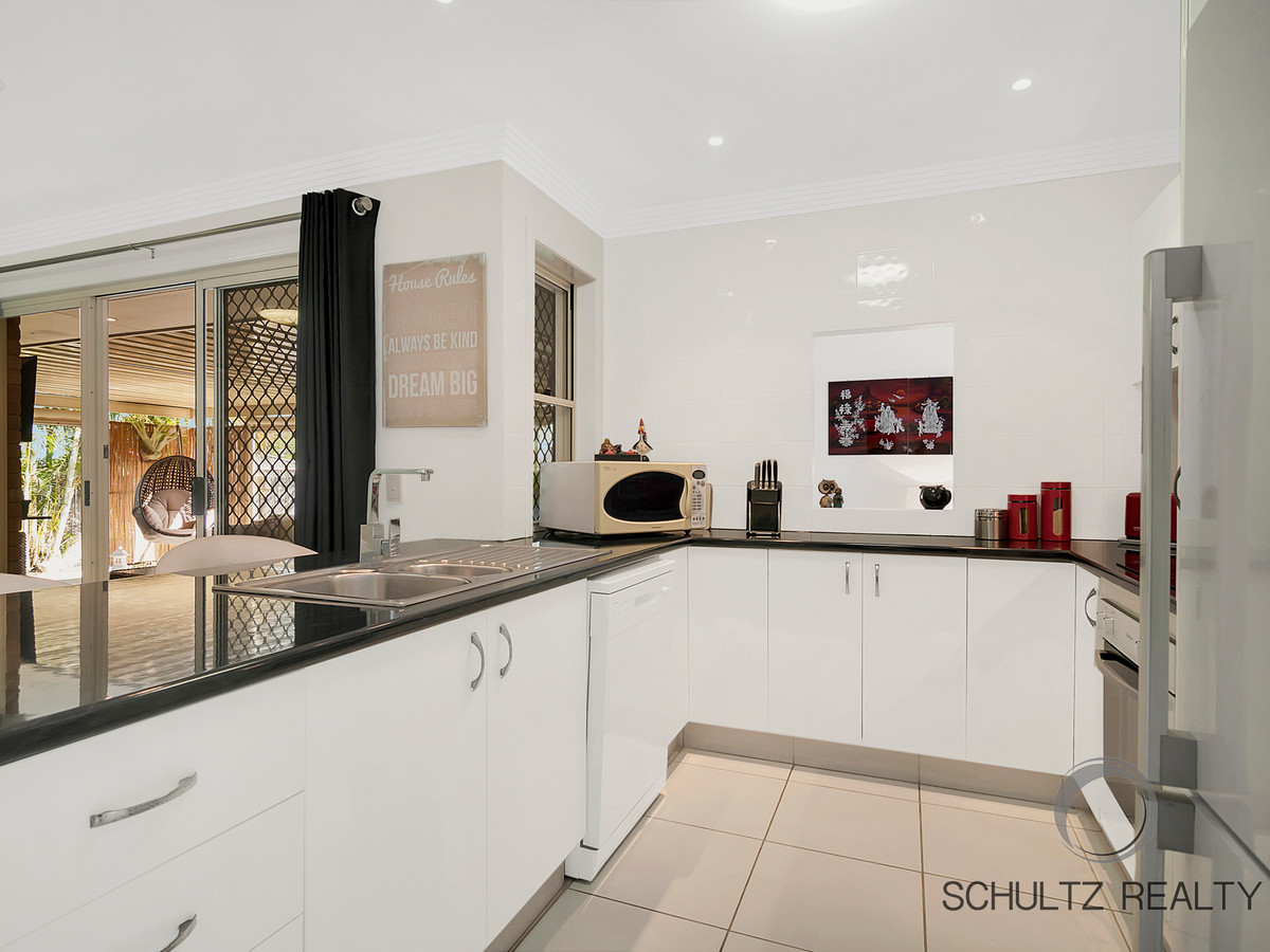 28 Holly Crescent, Windaroo, Australia 4207, 4 Bedrooms Bedrooms, ,2 BathroomsBathrooms,House,For sale,Holly Crescent,1159
