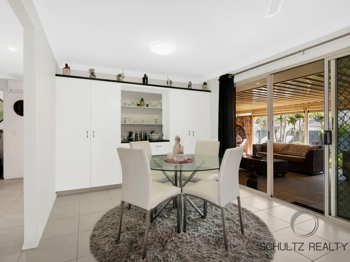28 Holly Crescent, Windaroo, Australia 4207, 4 Bedrooms Bedrooms, ,2 BathroomsBathrooms,House,For sale,Holly Crescent,1159