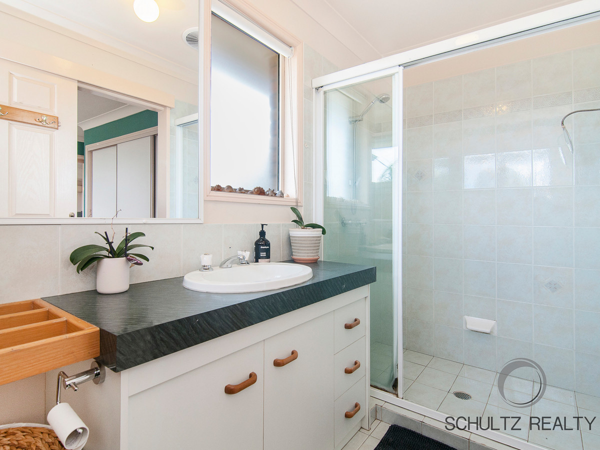 24 Manning Court, Mount Warren Park, Australia 4207, 4 Bedrooms Bedrooms, ,2 BathroomsBathrooms,House,Sold,Manning Court,1161