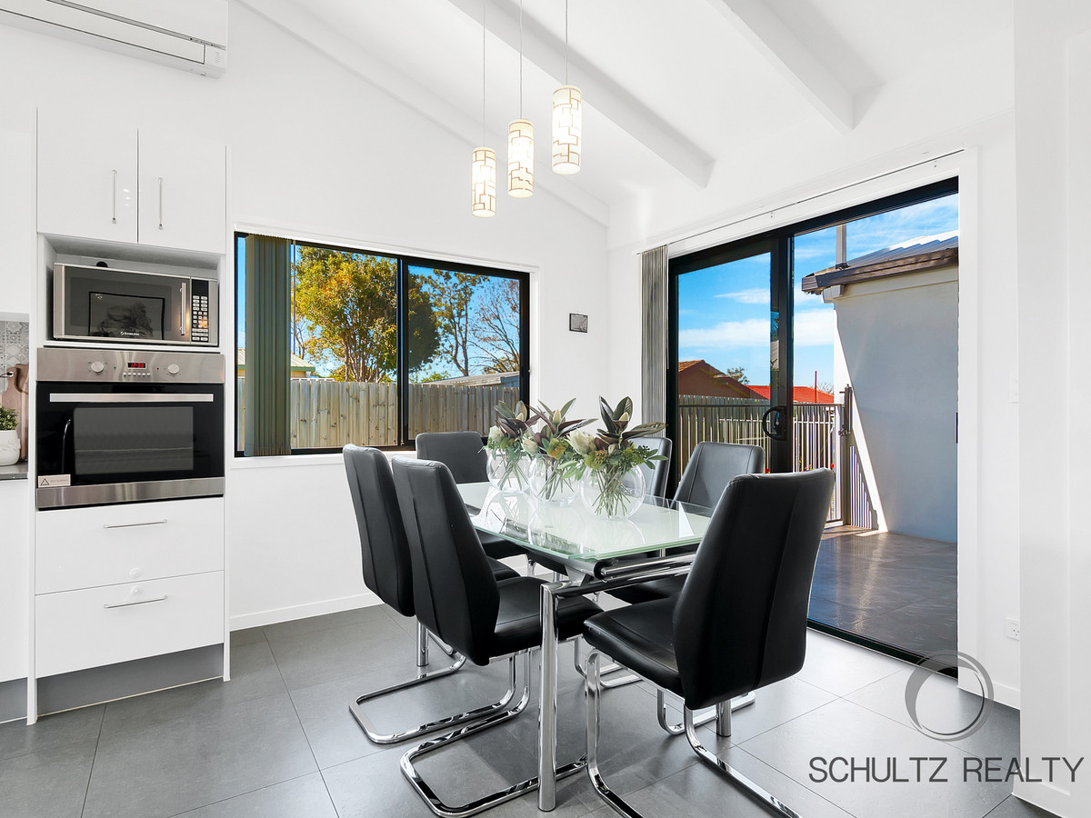 130 Mount Warren Boulevard, Mount Warren Park, Australia 4207, 5 Bedrooms Bedrooms, ,2 BathroomsBathrooms,House,Sold,Mount Warren Boulevard,1160