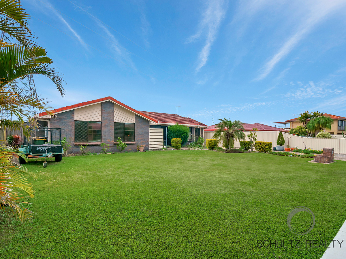 18 Vermont Crescent, Mount Warren Park, Australia 4207, 4 Bedrooms Bedrooms, ,2 BathroomsBathrooms,House,Sold,Vermont Crescent,1164