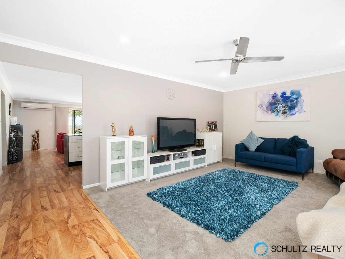 30 Lenna Court, Mount Warren Park, Australia 4207, 4 Bedrooms Bedrooms, ,2 BathroomsBathrooms,House,Sold,Lenna Court,1165