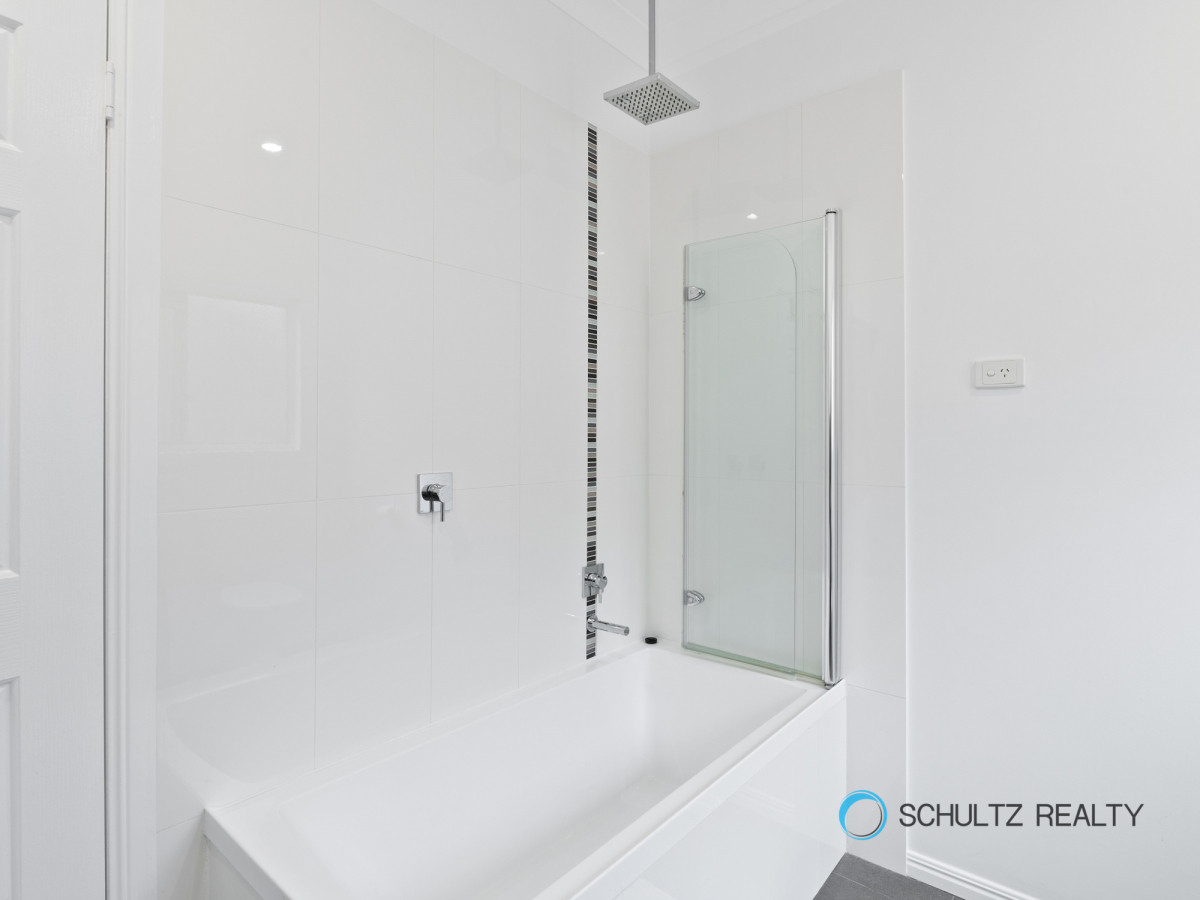 5 Magenta Court, Mount Warren Park, Australia 4207, 3 Bedrooms Bedrooms, ,2 BathroomsBathrooms,House,Sold,Magenta Court,1167