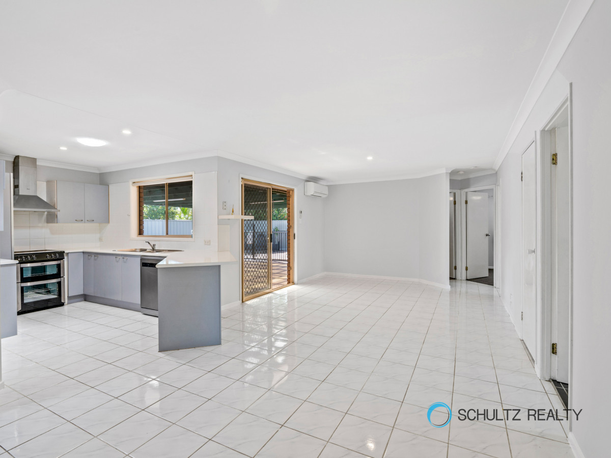 13 Tibrogargan Close, Loganholme, Australia 4129, 4 Bedrooms Bedrooms, ,1 BathroomBathrooms,House,Sold,Tibrogargan Close,1183