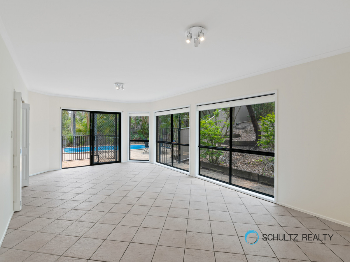 247 Mount Warren Boulevard, Mount Warren Park, Australia 4207, 4 Bedrooms Bedrooms, ,1 BathroomBathrooms,House,Sold,Mount Warren Boulevard,1188