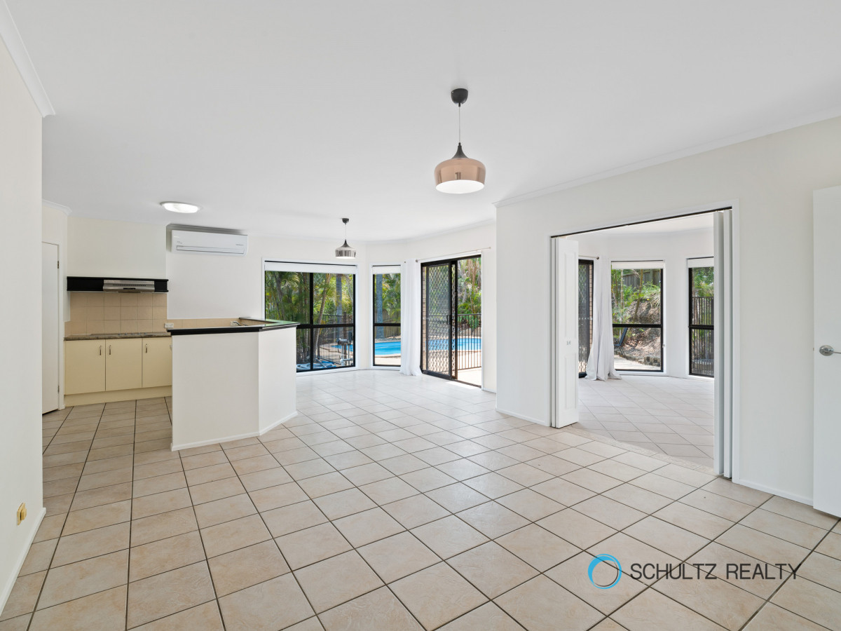 247 Mount Warren Boulevard, Mount Warren Park, Australia 4207, 4 Bedrooms Bedrooms, ,1 BathroomBathrooms,House,Sold,Mount Warren Boulevard,1188