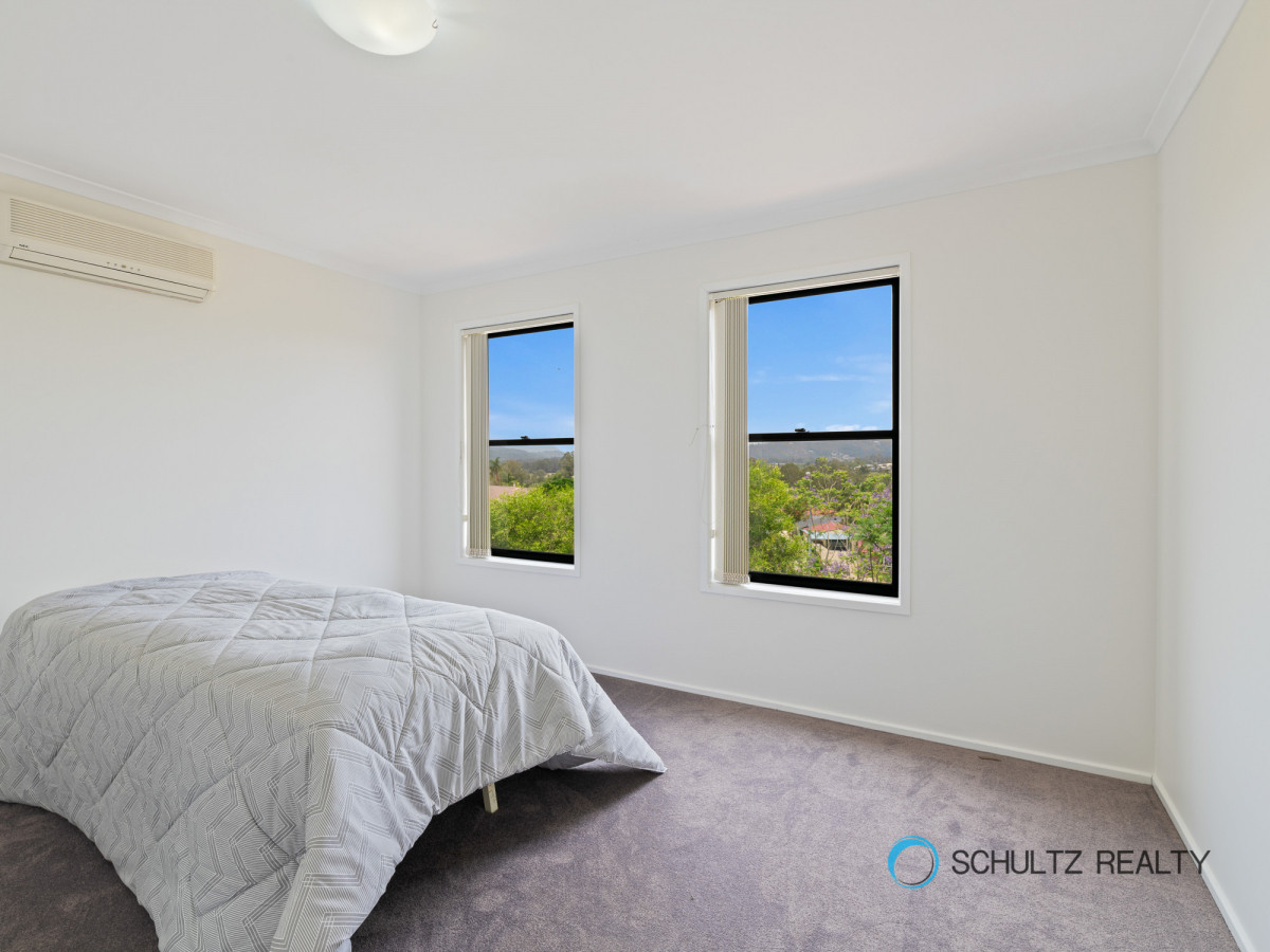 247 Mount Warren Boulevard, Mount Warren Park, Australia 4207, 4 Bedrooms Bedrooms, ,1 BathroomBathrooms,House,Sold,Mount Warren Boulevard,1188