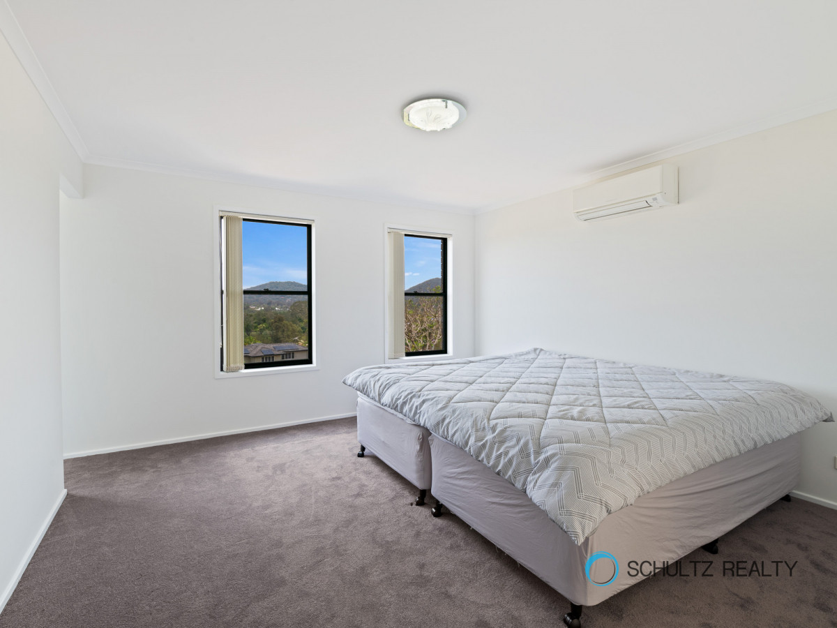 247 Mount Warren Boulevard, Mount Warren Park, Australia 4207, 4 Bedrooms Bedrooms, ,1 BathroomBathrooms,House,Sold,Mount Warren Boulevard,1188