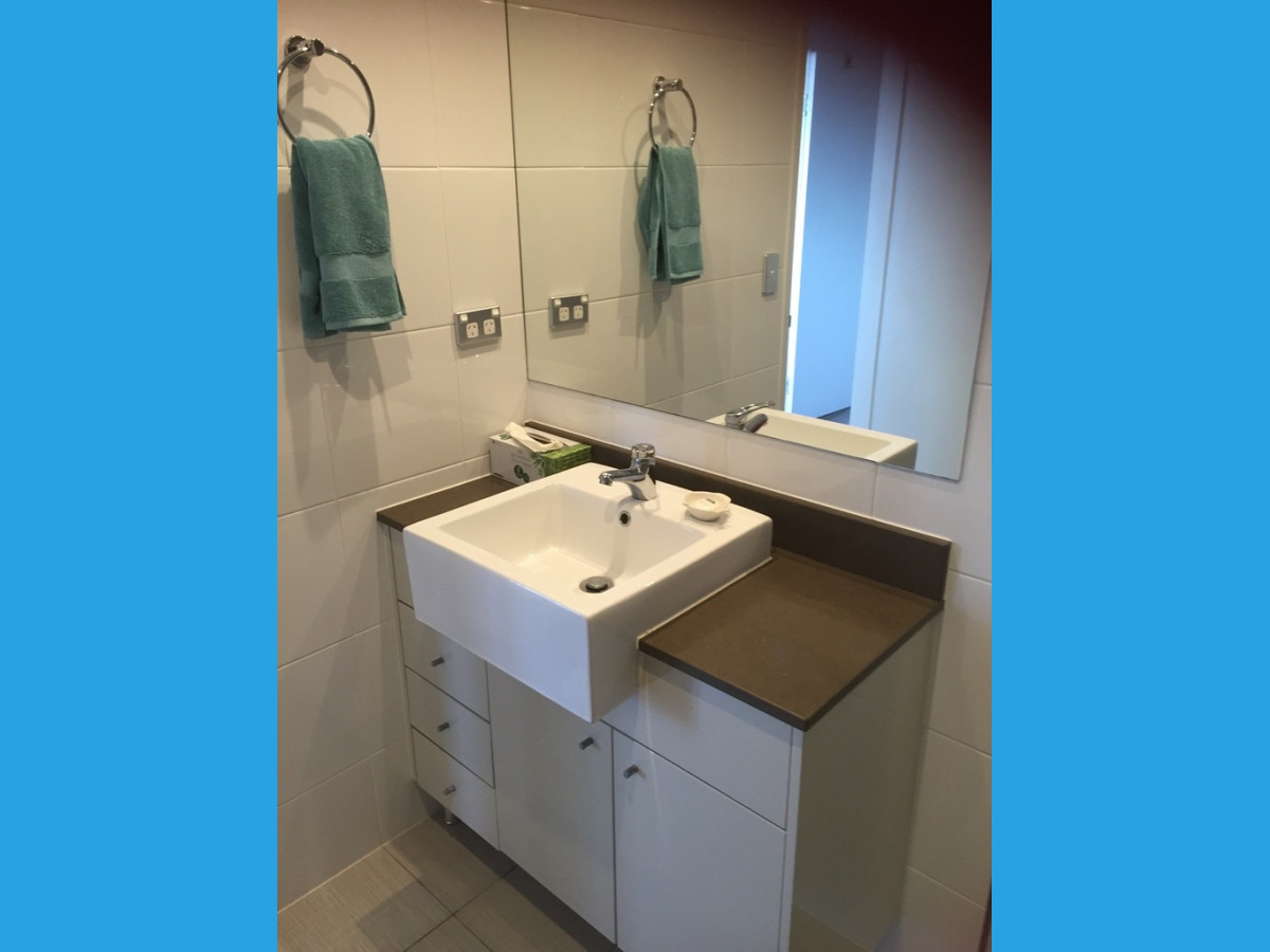 4 Como Crescent, Southport, Australia 4215, 2 Bedrooms Bedrooms, ,2 BathroomsBathrooms,Apartment,For sale,Como Crescent,1192