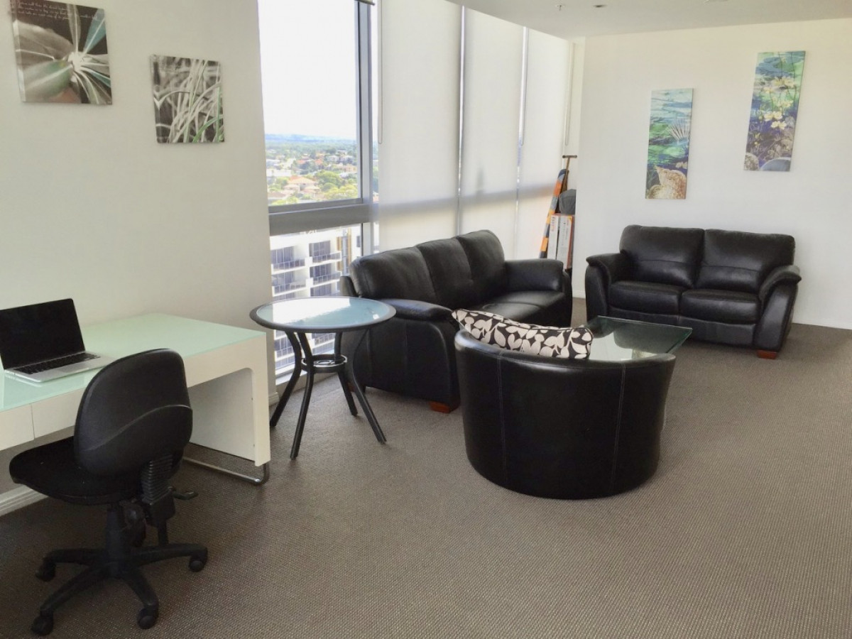 4 Como Crescent, Southport, Australia 4215, 2 Bedrooms Bedrooms, ,2 BathroomsBathrooms,Apartment,For sale,Como Crescent,1192
