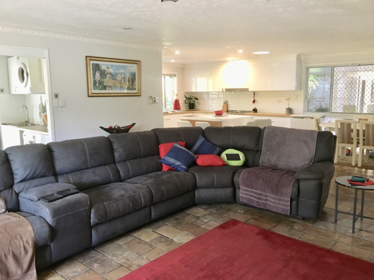 3 Woodville Place, Yatala, Australia 4207, 6 Bedrooms Bedrooms, ,4 BathroomsBathrooms,House,Sold,Woodville Place,1191