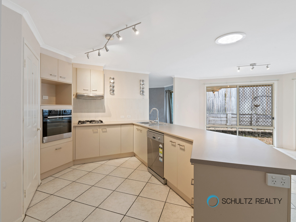 37 Mountain View Crescent, Mount Warren Park, Australia QLD, 4 Bedrooms Bedrooms, ,2 BathroomsBathrooms,House,Sold,Mountain View Crescent,1195