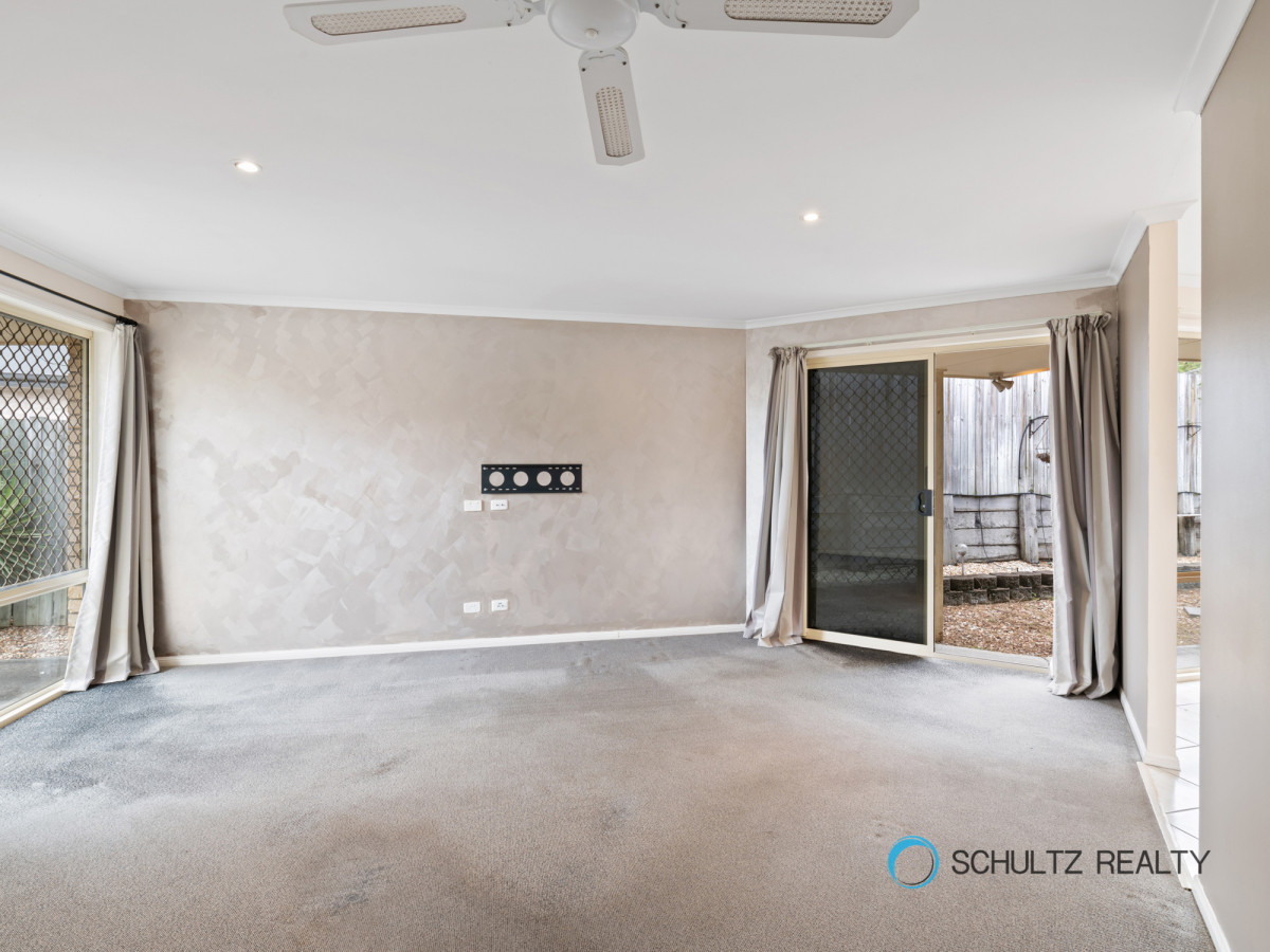 37 Mountain View Crescent, Mount Warren Park, Australia QLD, 4 Bedrooms Bedrooms, ,2 BathroomsBathrooms,House,Sold,Mountain View Crescent,1195