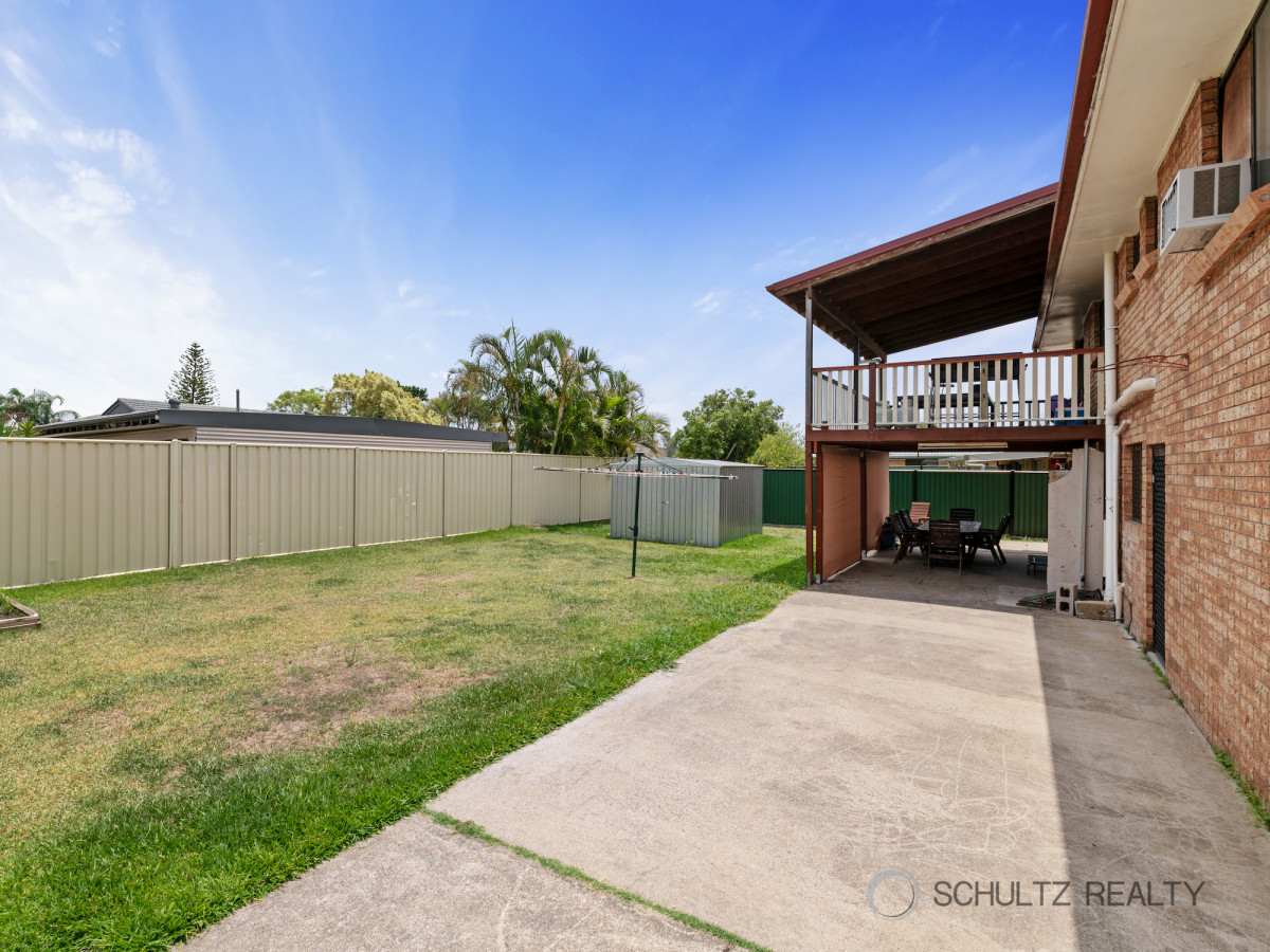 19 Vermont Crescent, Mount Warren Park, Australia 4207, 6 Bedrooms Bedrooms, ,2 BathroomsBathrooms,House,Sold,Vermont Crescent,1197