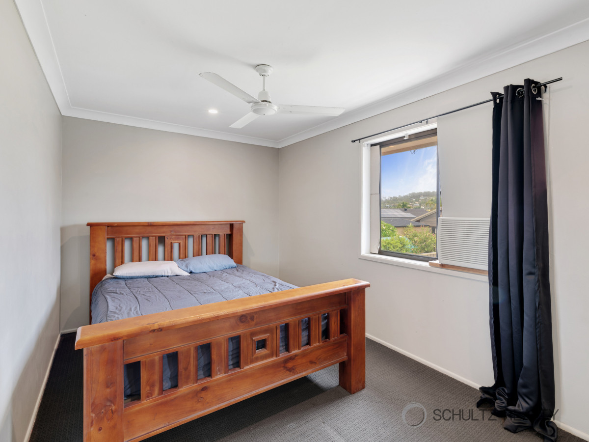 19 Vermont Crescent, Mount Warren Park, Australia 4207, 6 Bedrooms Bedrooms, ,2 BathroomsBathrooms,House,Sold,Vermont Crescent,1197