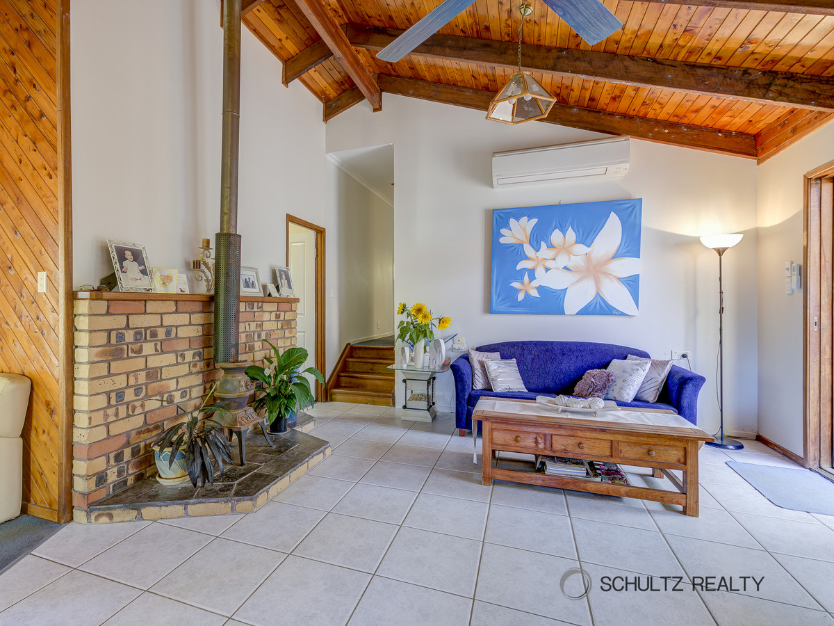 23 Kaiser Drive, Windaroo, Australia 4207, 4 Bedrooms Bedrooms, ,1 BathroomBathrooms,House,Sold,Kaiser Drive,1201