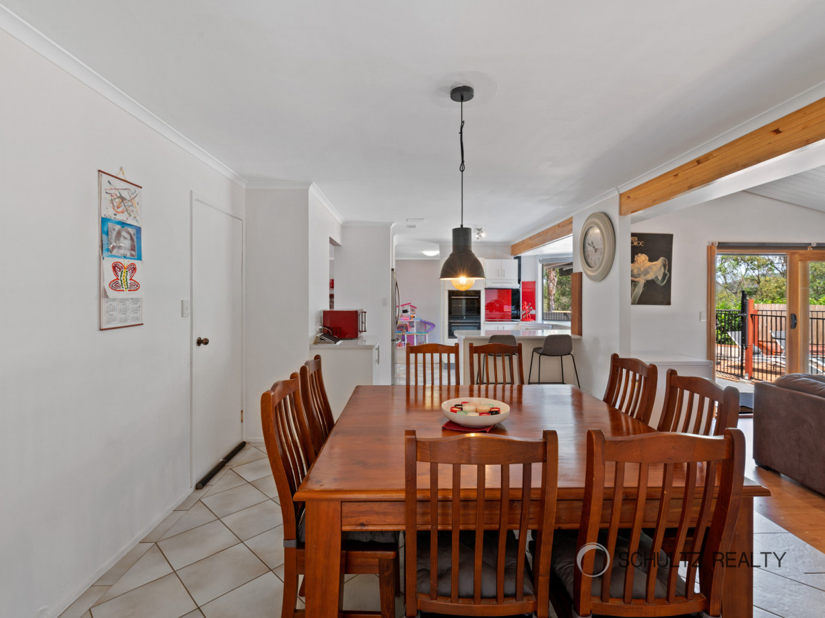 19 Manning Court, Mount Warren Park, Australia 4207, 4 Bedrooms Bedrooms, ,2 BathroomsBathrooms,House,Sold,Manning Court,1202