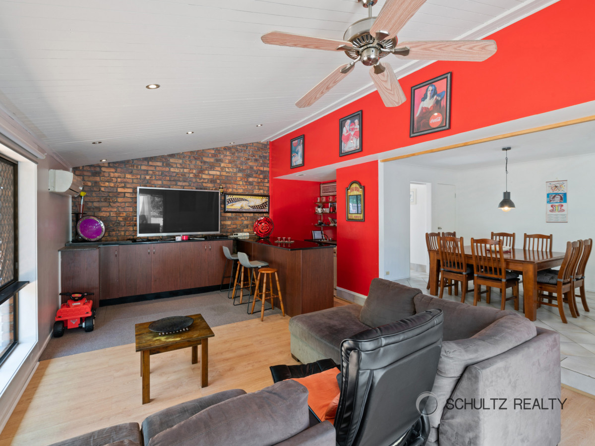19 Manning Court, Mount Warren Park, Australia 4207, 4 Bedrooms Bedrooms, ,2 BathroomsBathrooms,House,Sold,Manning Court,1202
