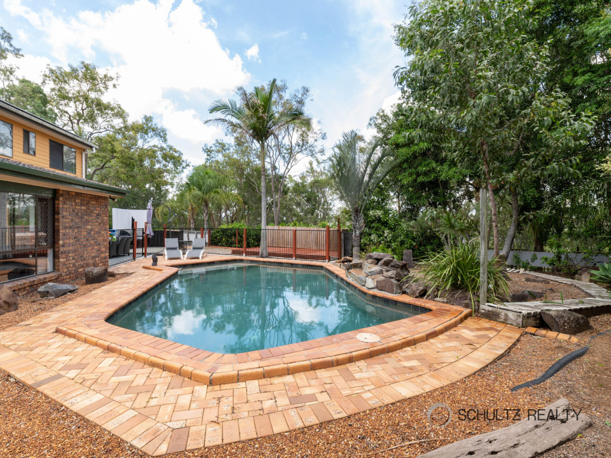19 Manning Court, Mount Warren Park, Australia 4207, 4 Bedrooms Bedrooms, ,2 BathroomsBathrooms,House,Sold,Manning Court,1202