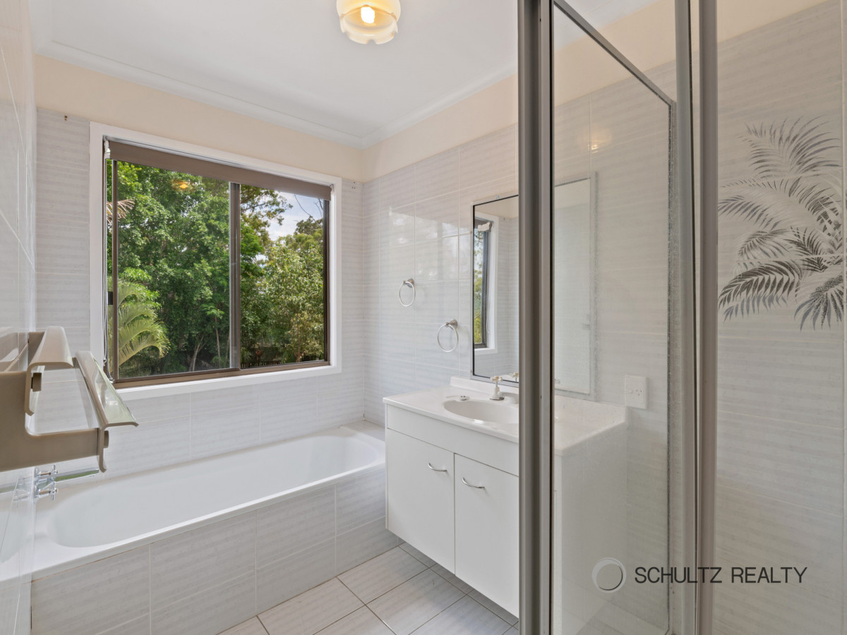 19 Manning Court, Mount Warren Park, Australia 4207, 4 Bedrooms Bedrooms, ,2 BathroomsBathrooms,House,Sold,Manning Court,1202